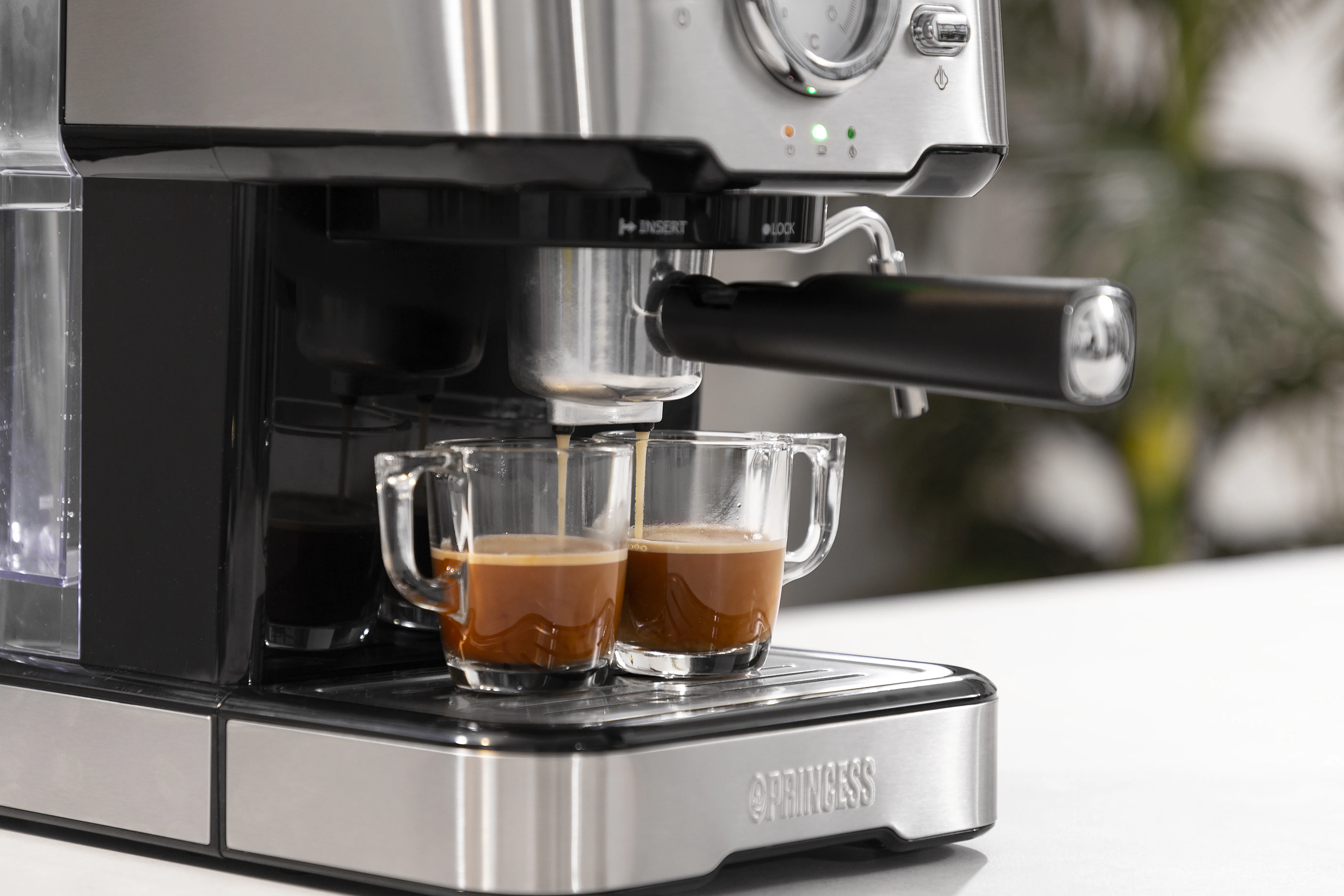 Princess 01.249412.01.001 Espresso Machine, 1.5L, Black and Stainless Steel