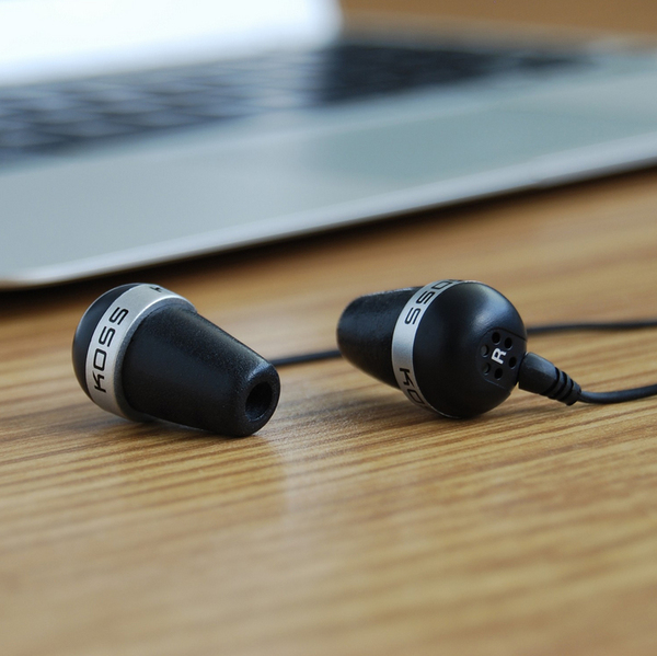 Koss Plug - in-ear hörlurar, Svart, Silver