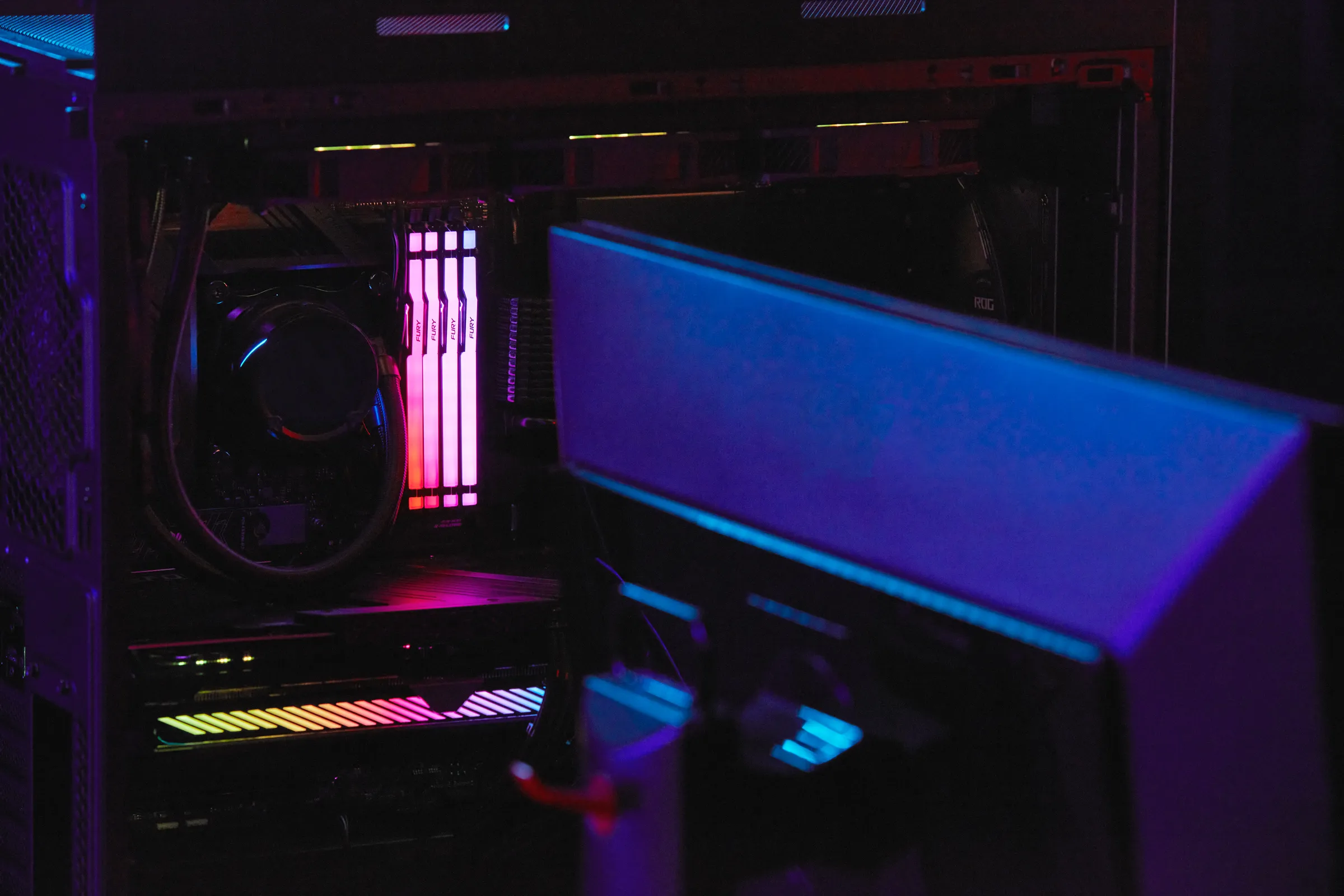 Kingston FURY Beast RGB 16 GB (2 x 8 GB) DDR5 5600 MHz, CL40 minne (XMP/EXPO)