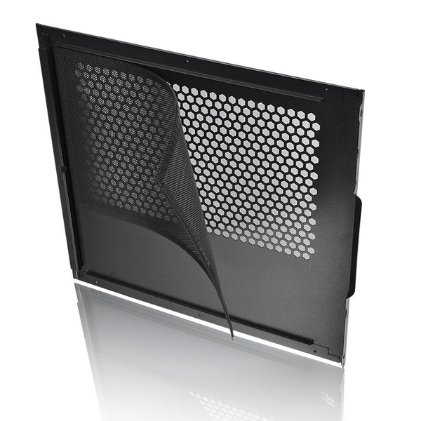 Thermaltake Suppressor F1 with window Cube Case Mini-ITX