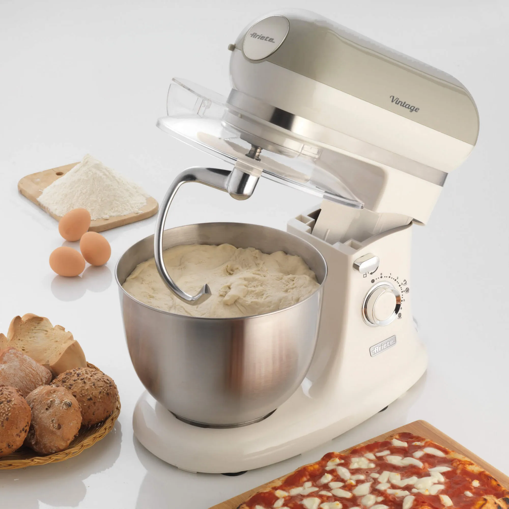 Ariete Vintage -yleiskone, Beige