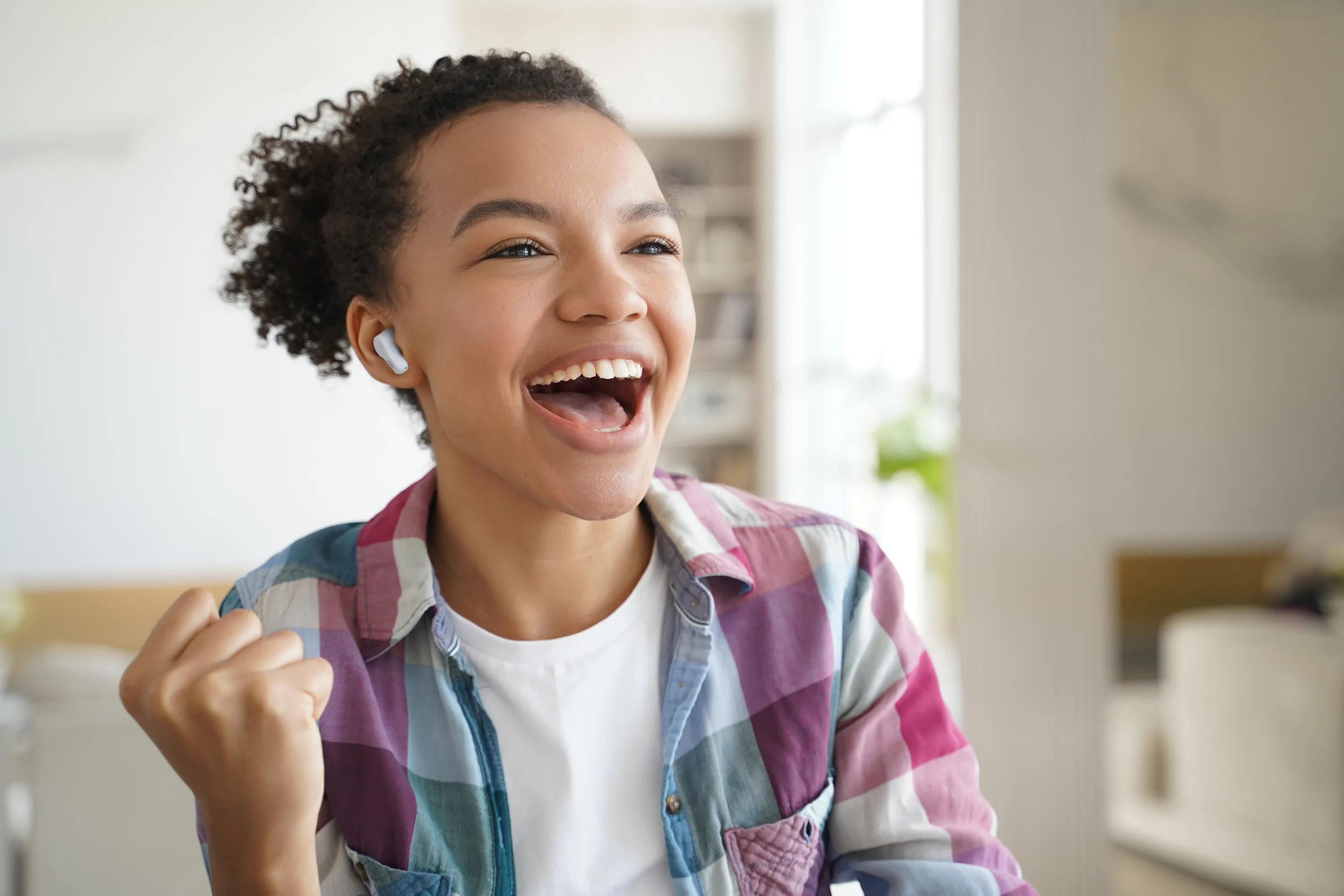 JVC Gumy HA-A7T2-W-E Wireless Earbuds, White