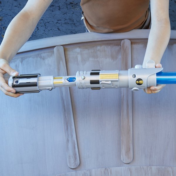Star Wars Lightsaber Forge Electronic Lightsaber Luke Skywalker