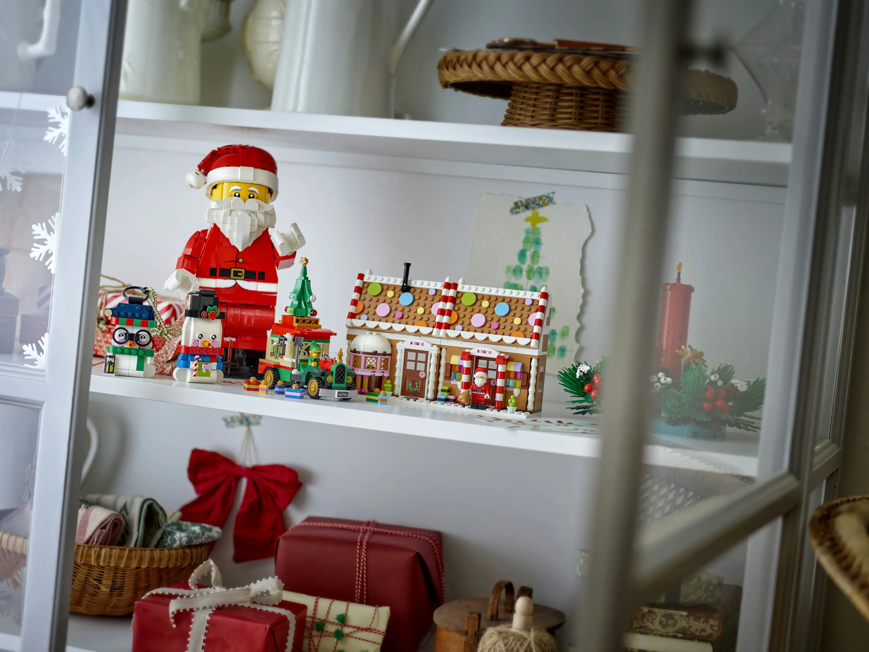 LEGO Seasonal Festive Gingerbread House 40809