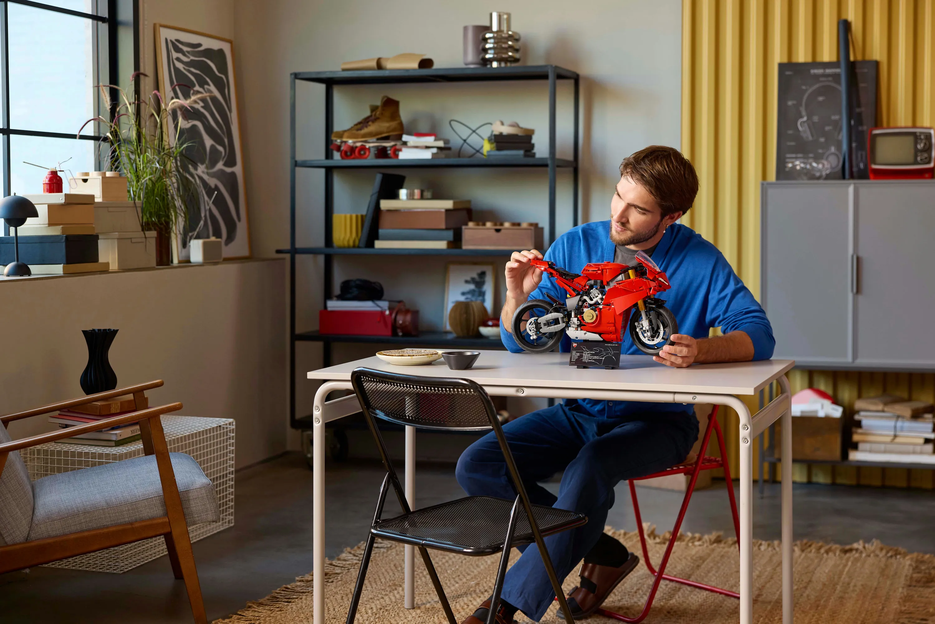 LEGO Technic Ducati Panigale V4 S 42202