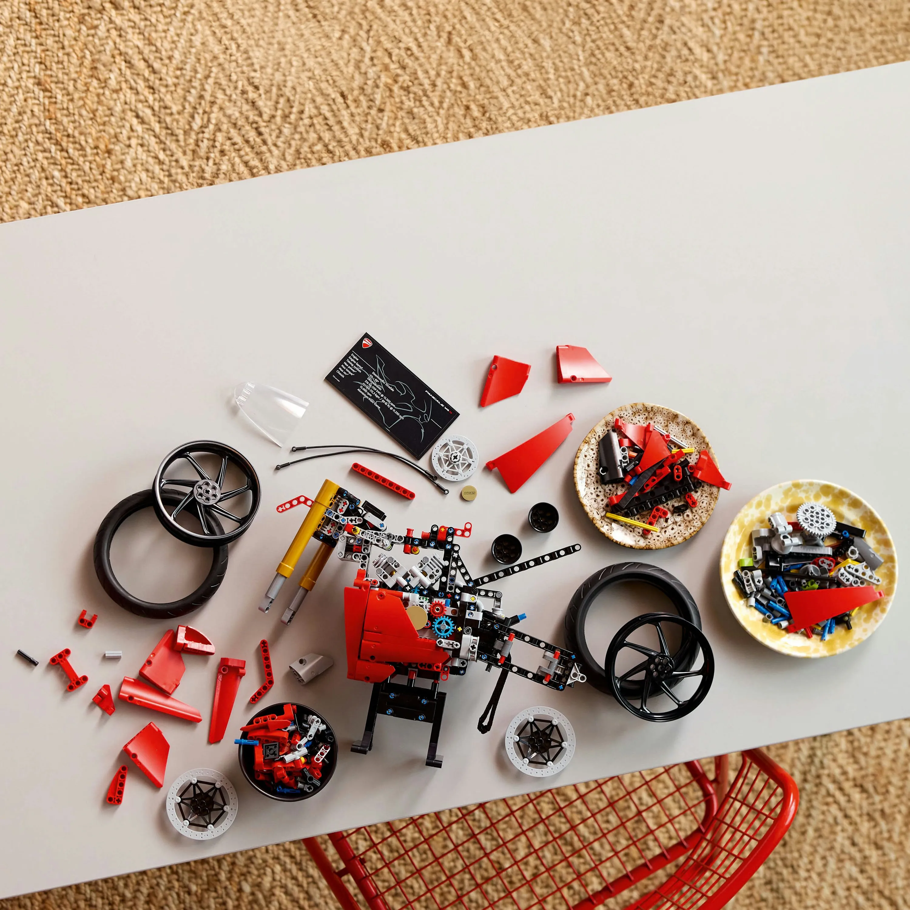 LEGO Technic Ducati Panigale V4 S 42202