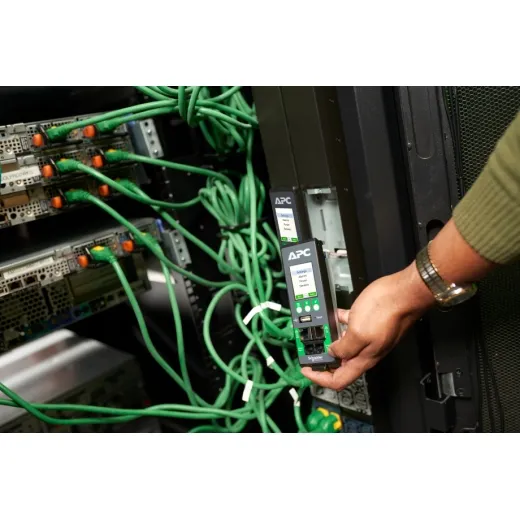 Rack PDU Adv Switched Metered Outlet