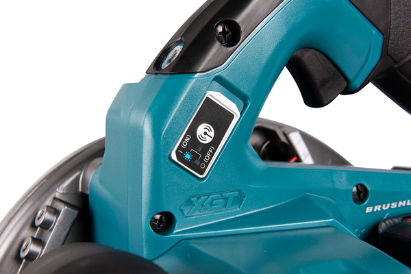 Makita 40 V Handheld Circular Saw, 190 mm, without battery or charger