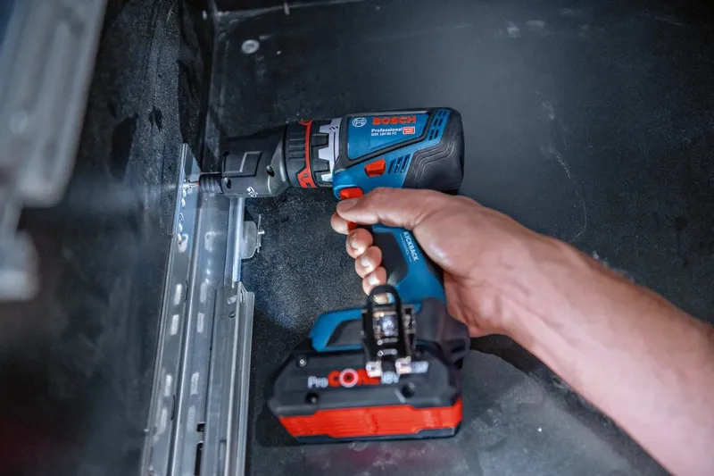 Bosch cordless drill/driver GSR 18V-90 FC Professional, 18Volt (blue/black, 2x battery ProCORE18V 4.0Ah, in L-BOXX)