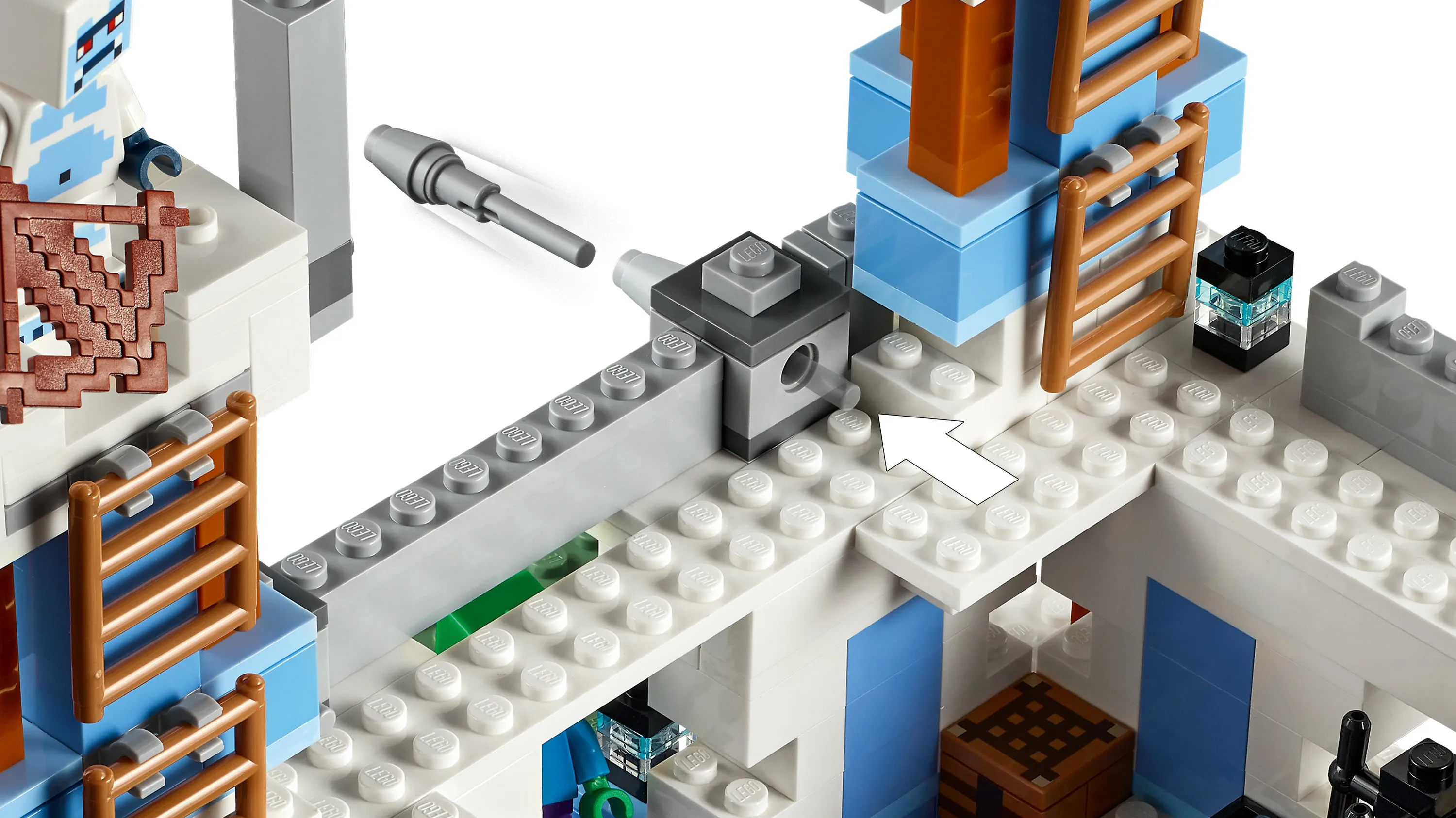 Lego Minecraft The Ice Palace Construction Toy 21186