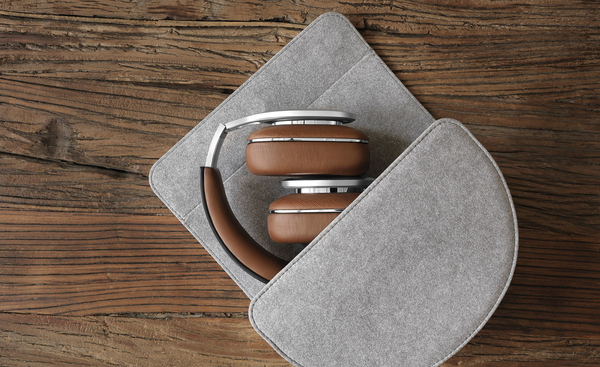 Bowers &amp; Wilkins P9 headphones