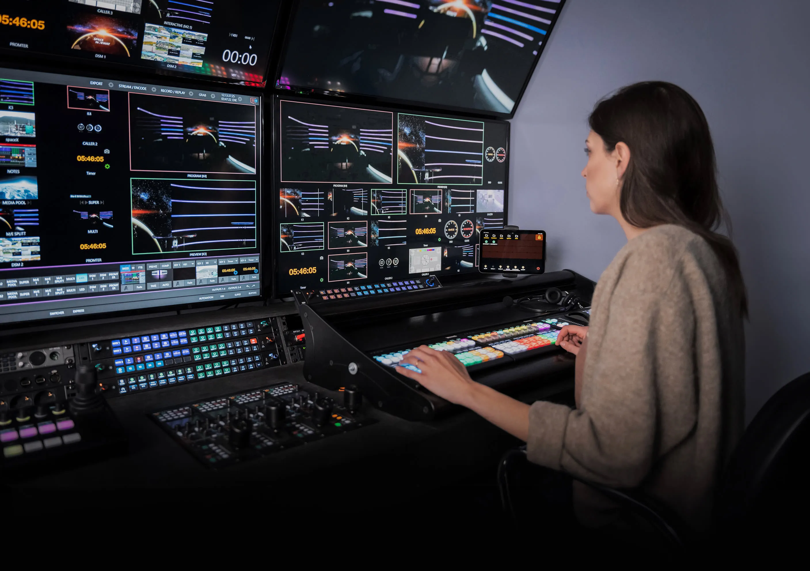 Elgato Stream Deck Studio Control Console, 1U Rack Mount, 32 Buttons