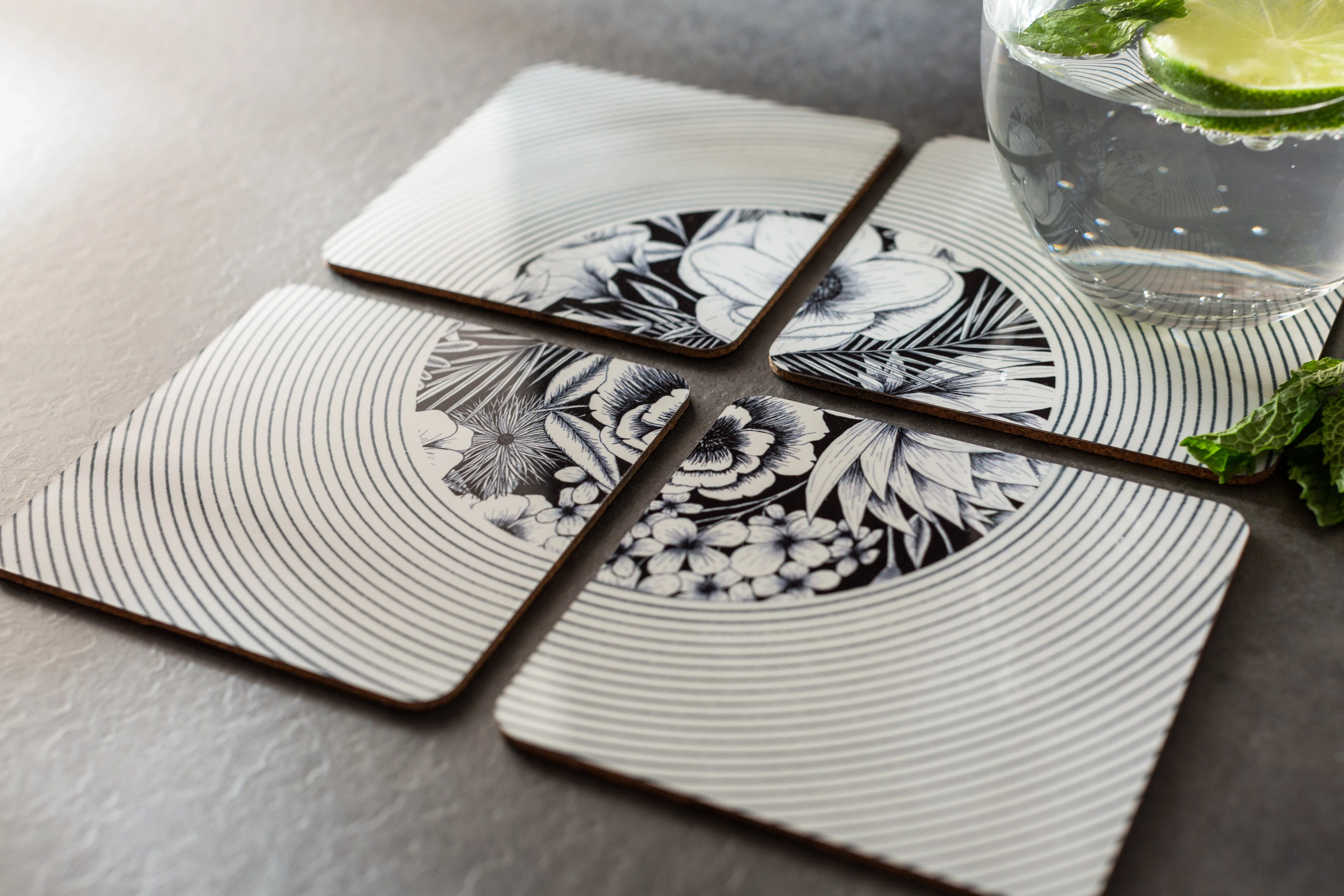 Cricut Infusible Ink Aluminium Coasters 4-pack (White, Square)