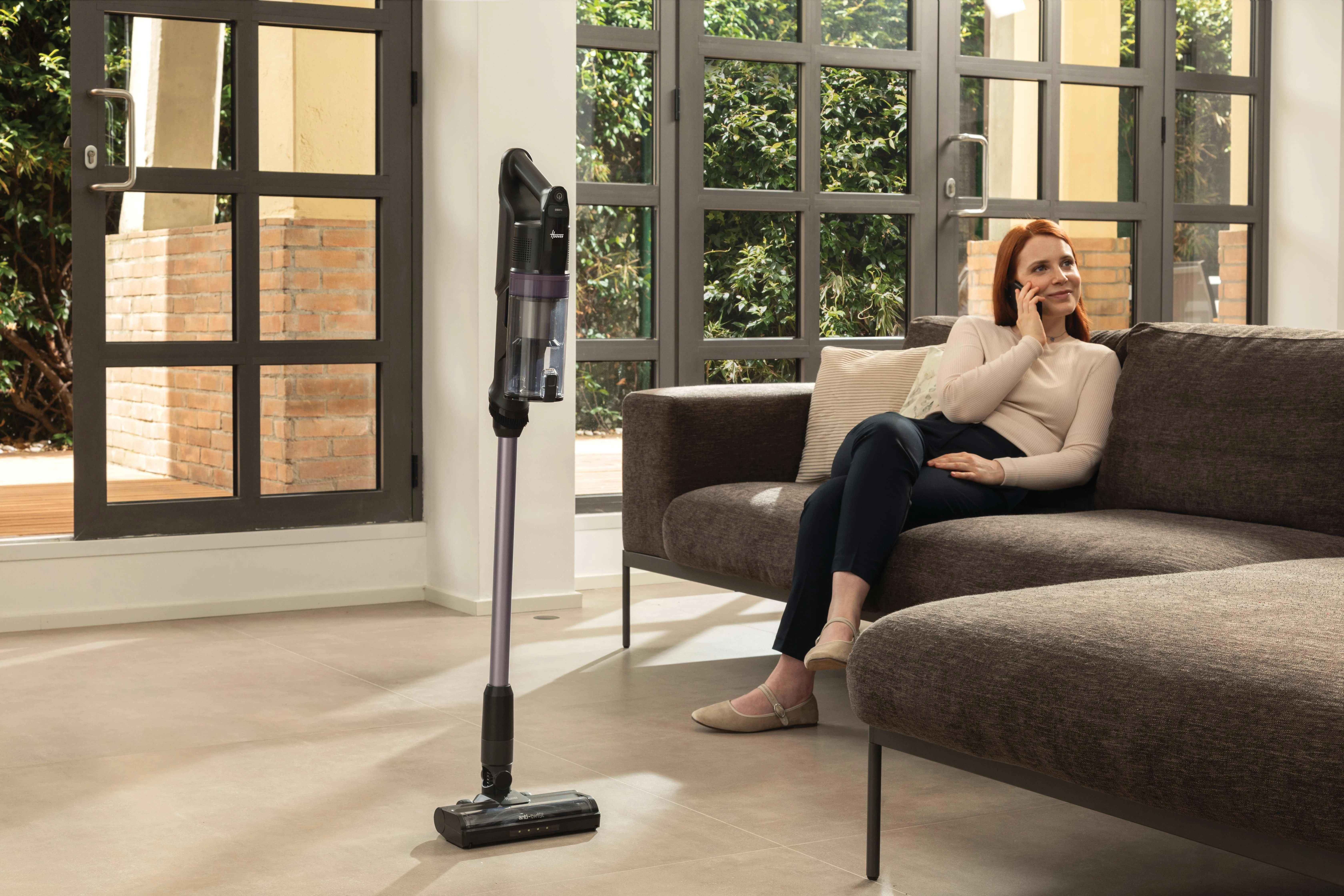 Hoover HF1P10H 011 Stick vacuum cleaner, Black and Purple