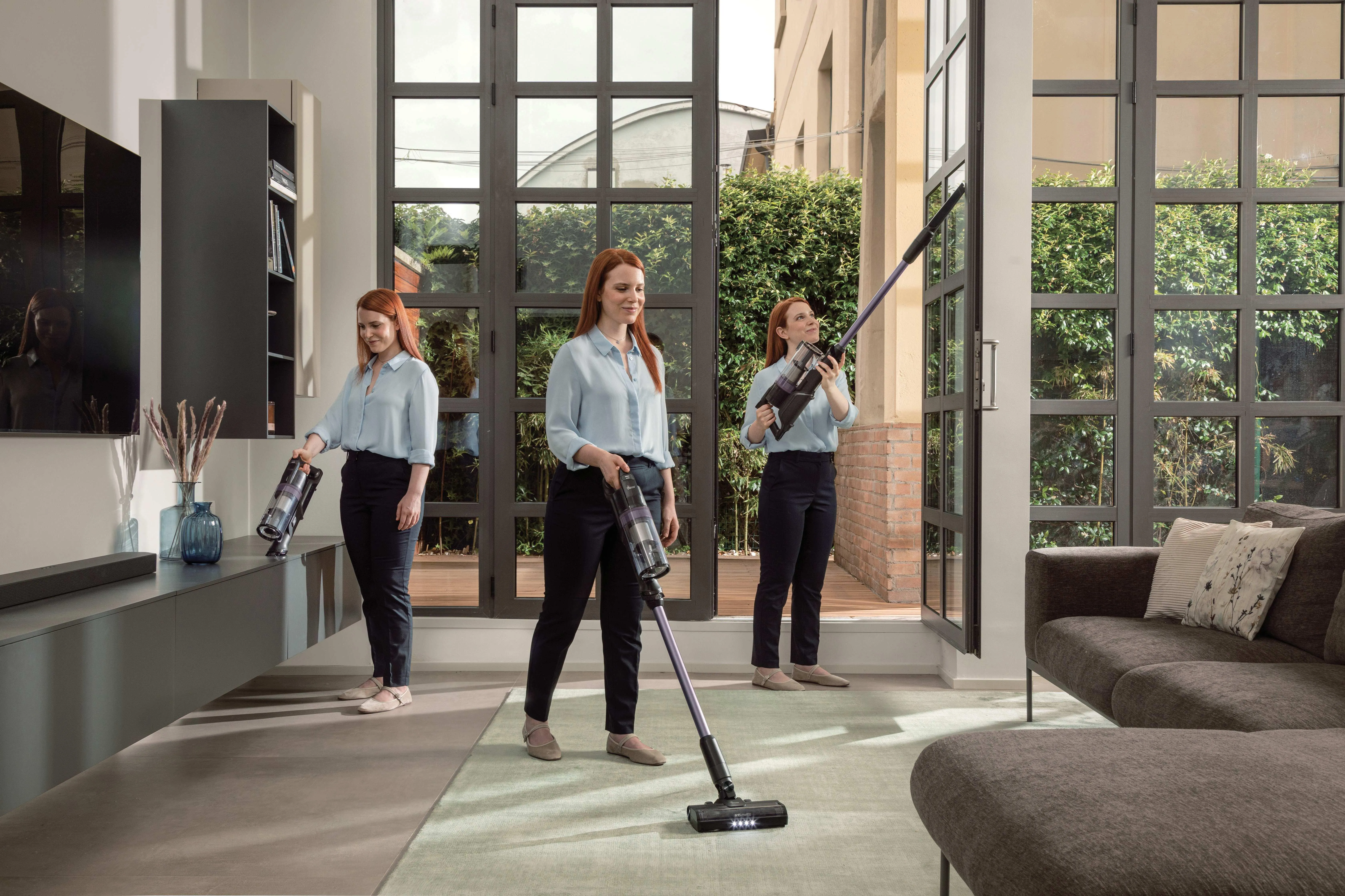 Hoover HF1P10H 011 Stick vacuum cleaner, Black and Purple