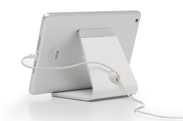 Bluelounge Mika - elegant aluminiumst&auml;ll som passar allt!