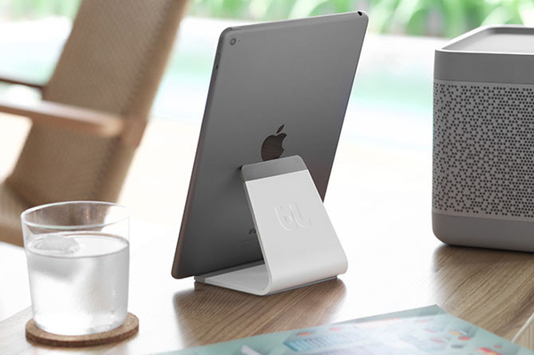 Bluelounge Mika - elegant aluminiumst&auml;ll som passar allt!