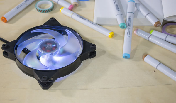COOLER MASTER MasterFan Pro 140 AP RGB 140 x 140 x 25 mm 650 - 1550 RPM