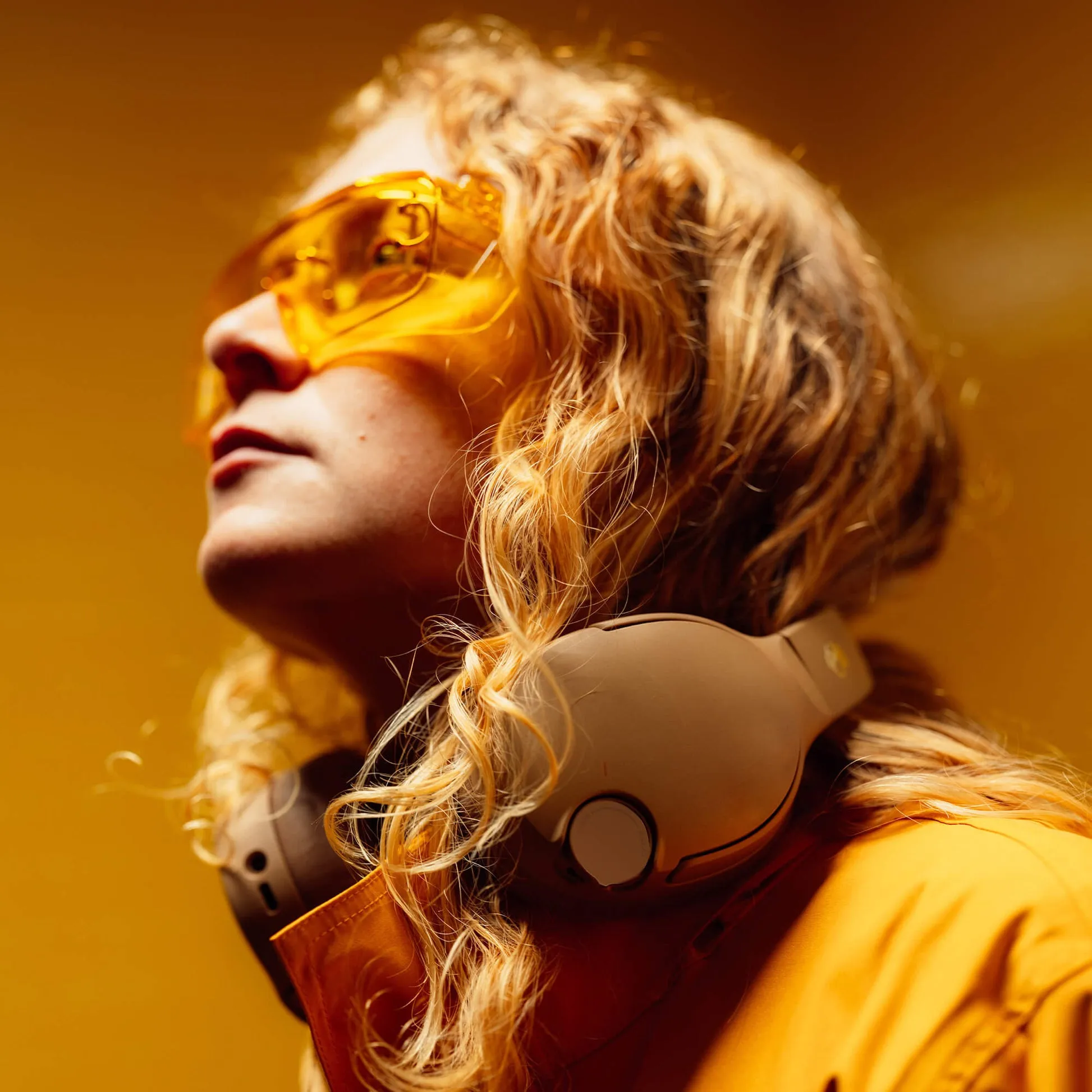 Skullcandy Crusher 720 -langattomat kuulokkeet, vaaleanruskea