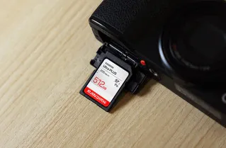 SanDisk Ultra PLUS 256 GB SDXC UHS-I U3 V30 A2 kort