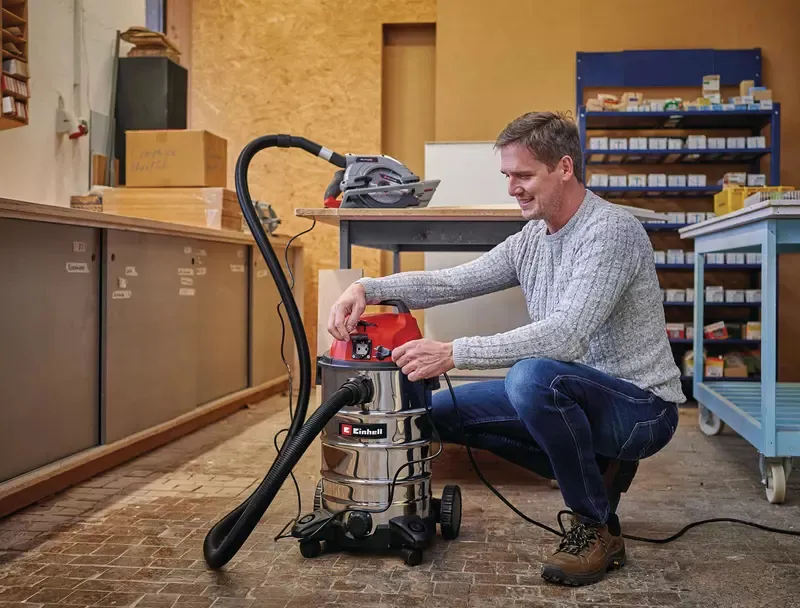 Einhell TC-VC 1930 SA Kit - wet and dry vacuum