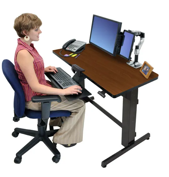 ERGOTRON WorkFit-D, Cherry Wood Grain sit stand workstation height adjustment by 51 cm workspace of 60cm x 121cm