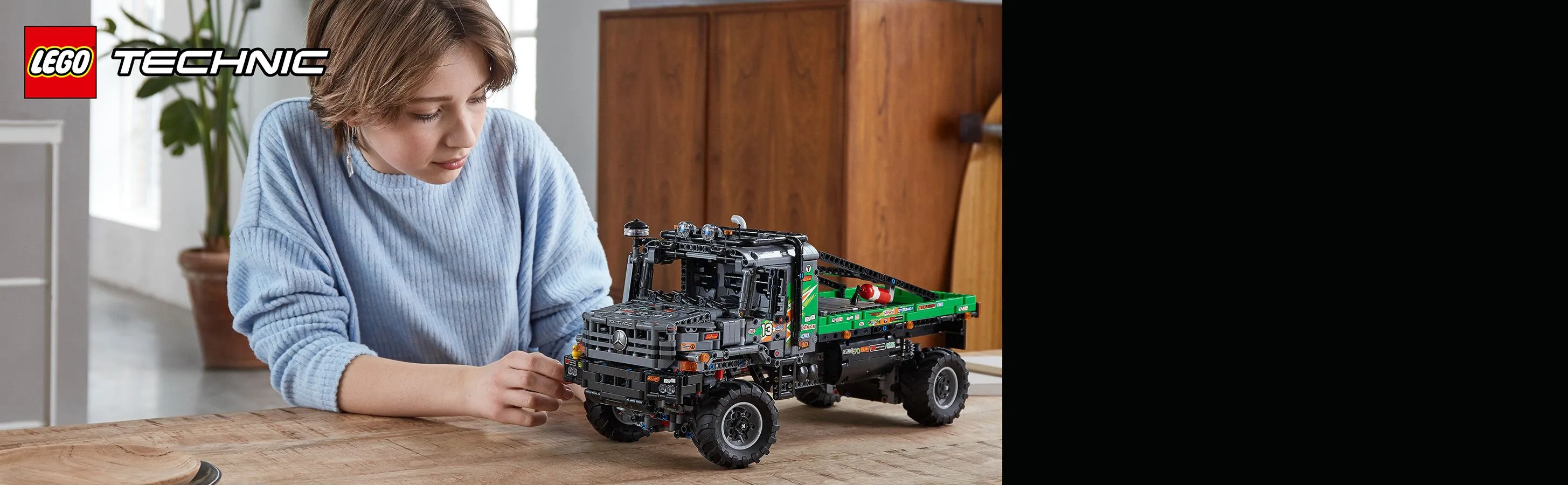 Lego Technic 4x4 Mercedes-Benz Zetros -kuorma-auto 42129
