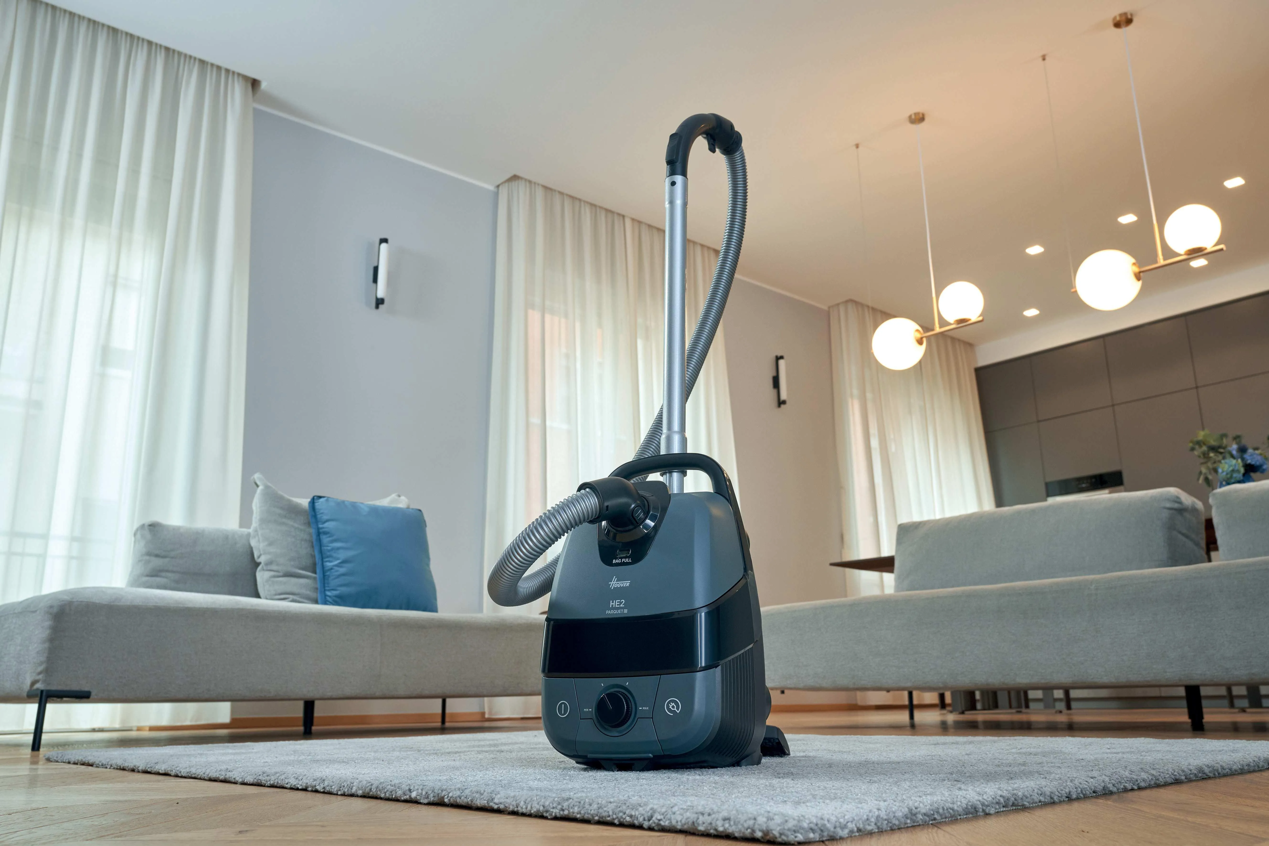 Hoover HE210H 011 - cylinderdammsugare, svart