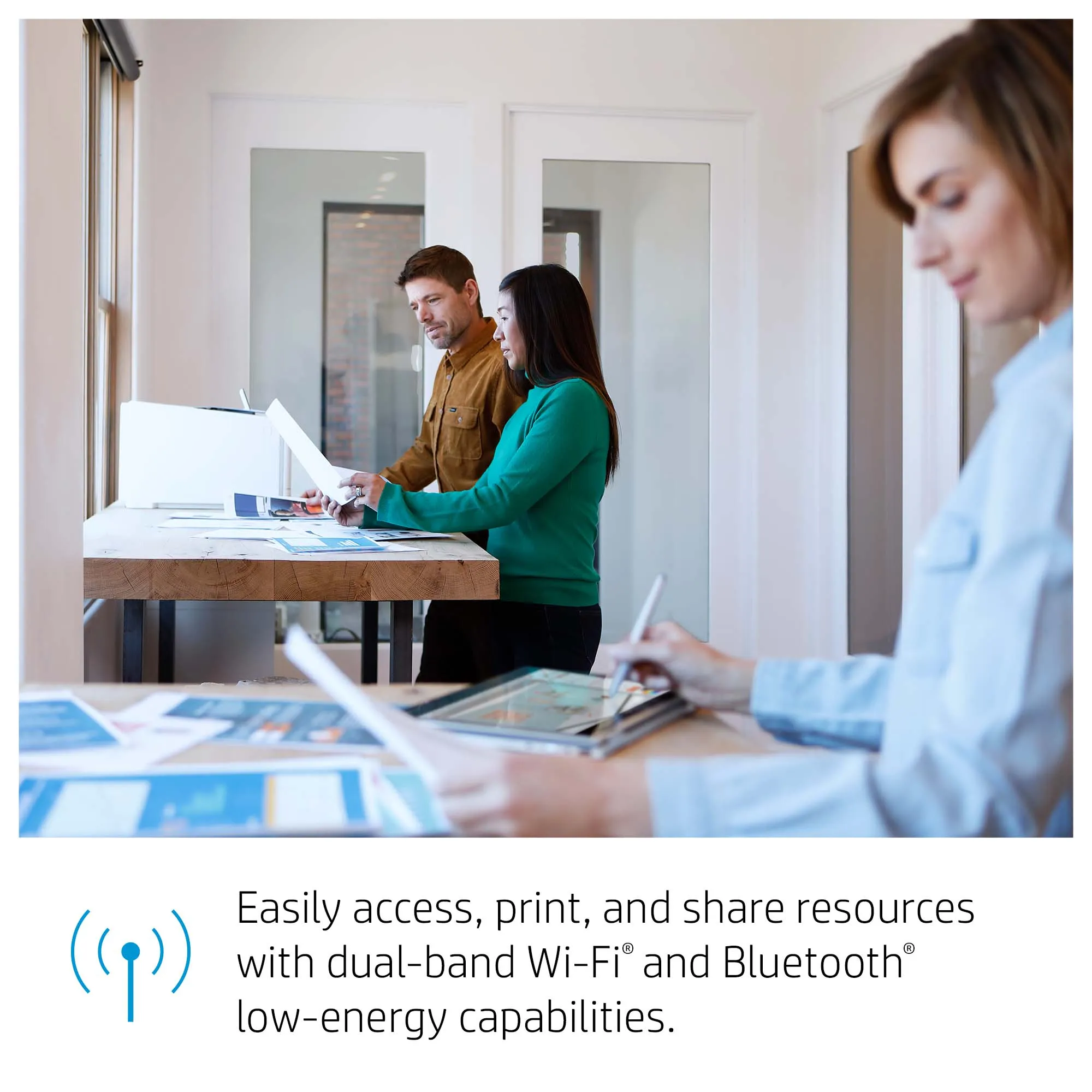 HP LaserJet Pro Colour M454dw Duplex, LAN/Wi-Fi, A4 -v&auml;rilasertulostin