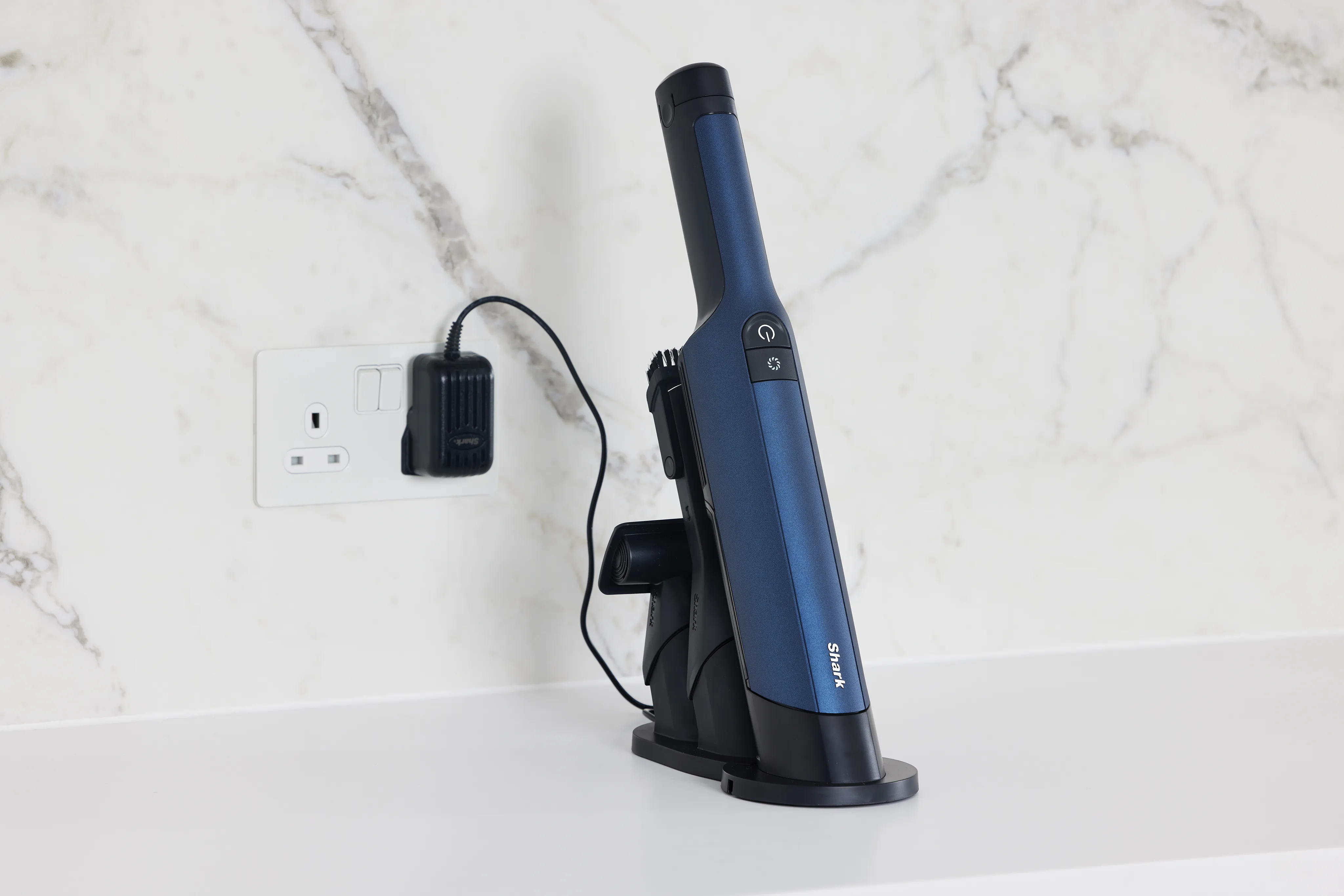 Shark WandVac 2.0 WV270EU 0.1L 160W Handheld vacuum cleaner, Blue