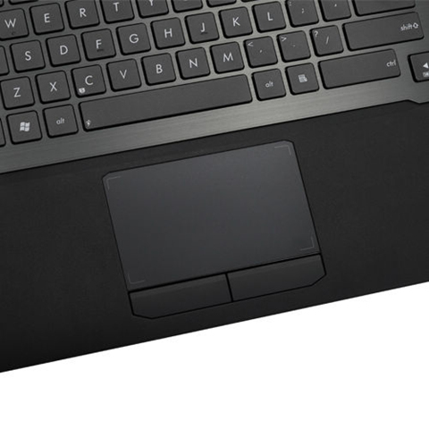 ASUS G75VW 17.3"/i7-3630QM/8GB/750GB/GTX-660M/WIN8
