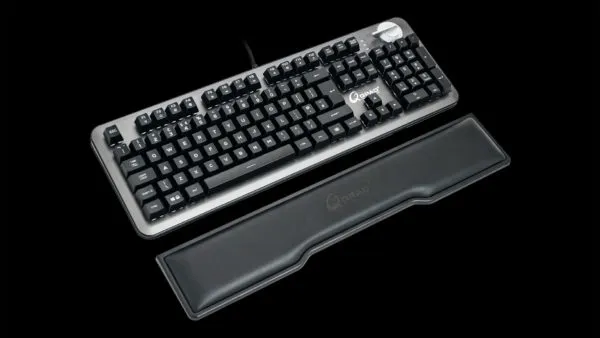 QPAD MK95 - speltangentbord
