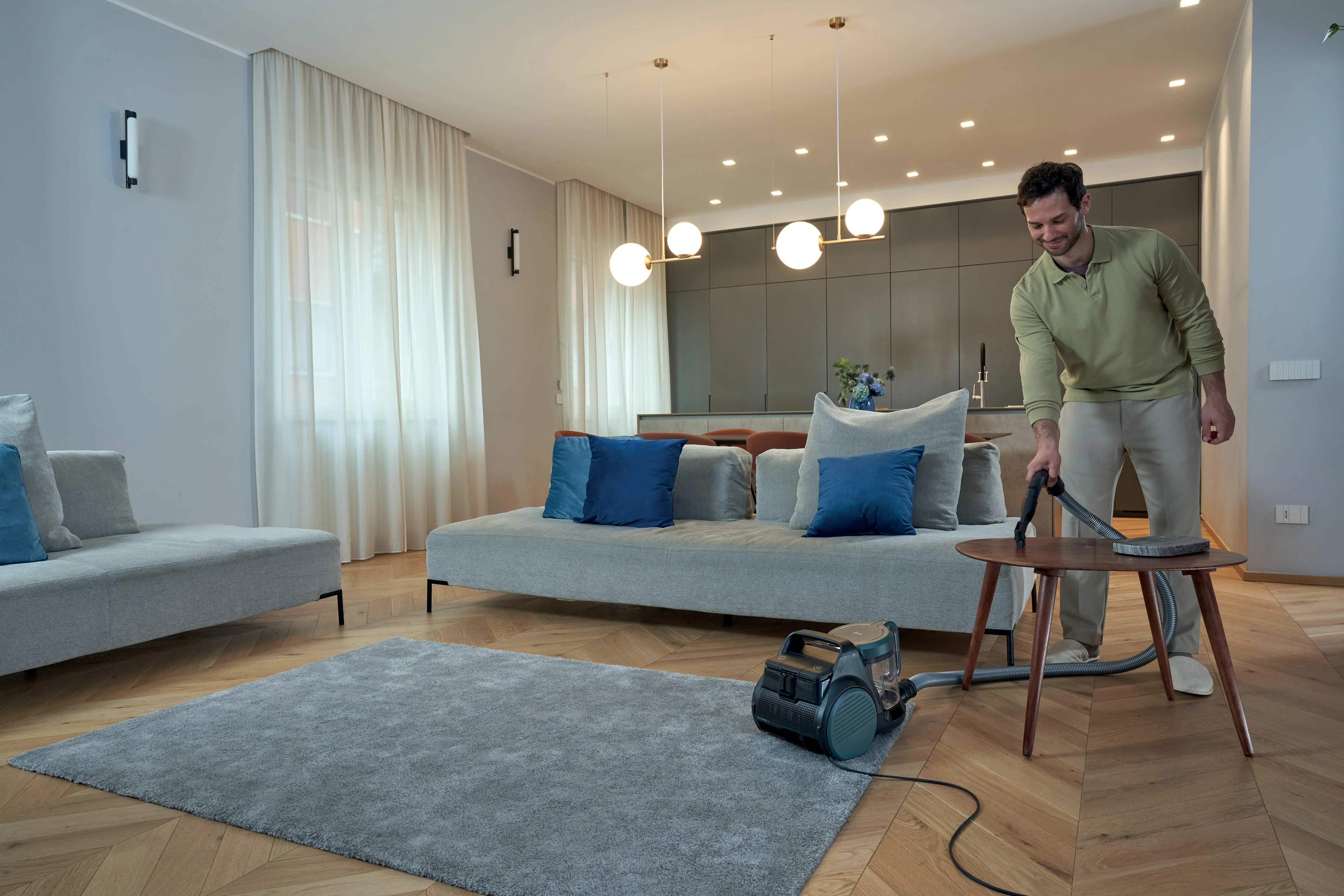 Hoover HP210H 011 - cylinderdammsugare, svart