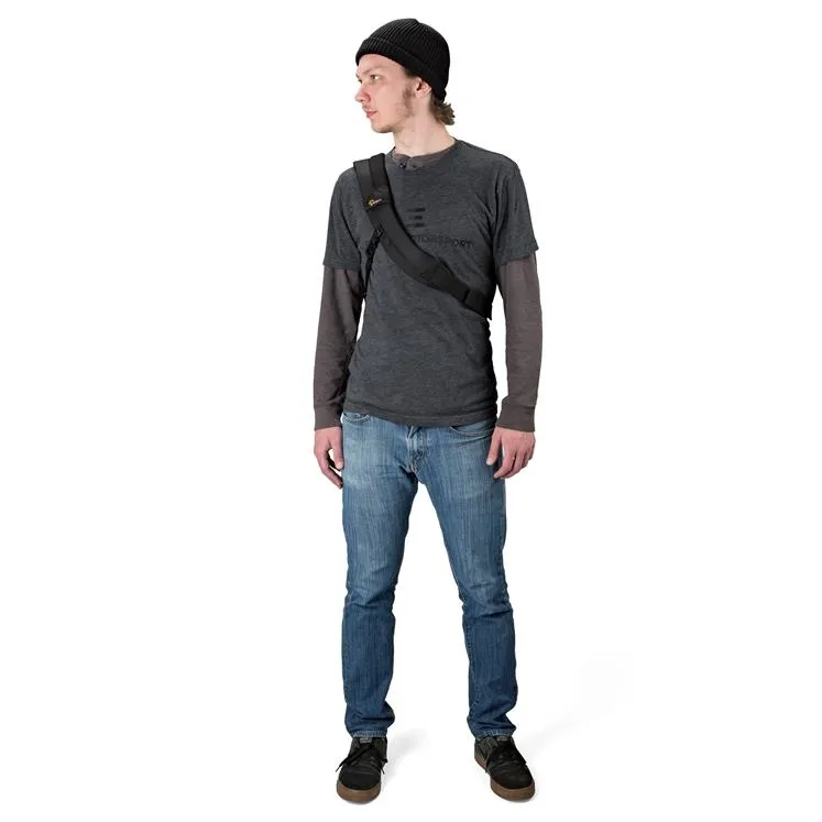 Lowepro Slingreppu Edge 250 AW Musta