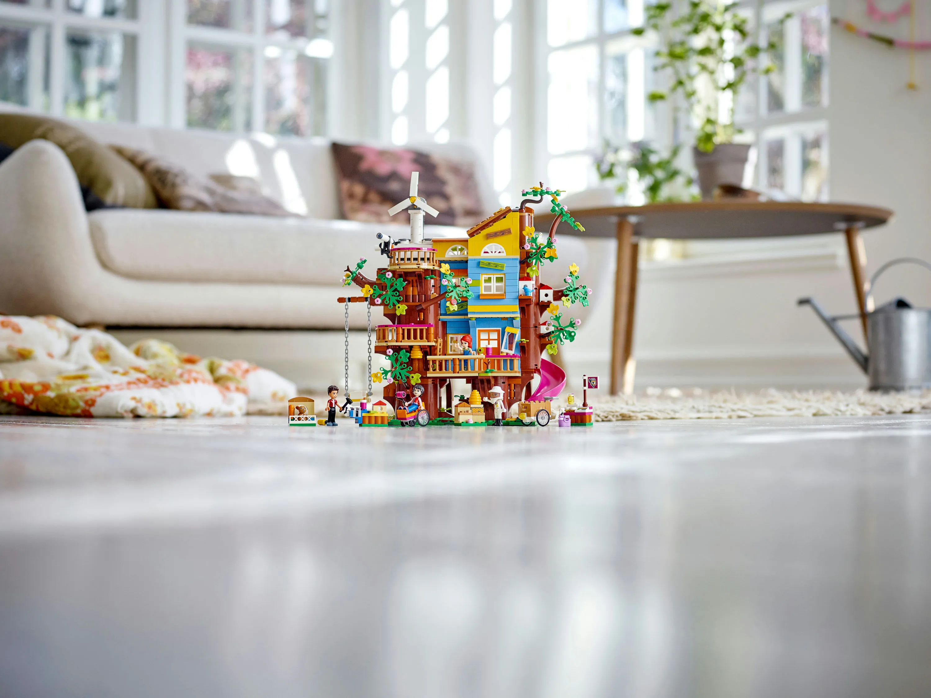 Lego Friends -Yst&auml;vyyden puumaja 41703