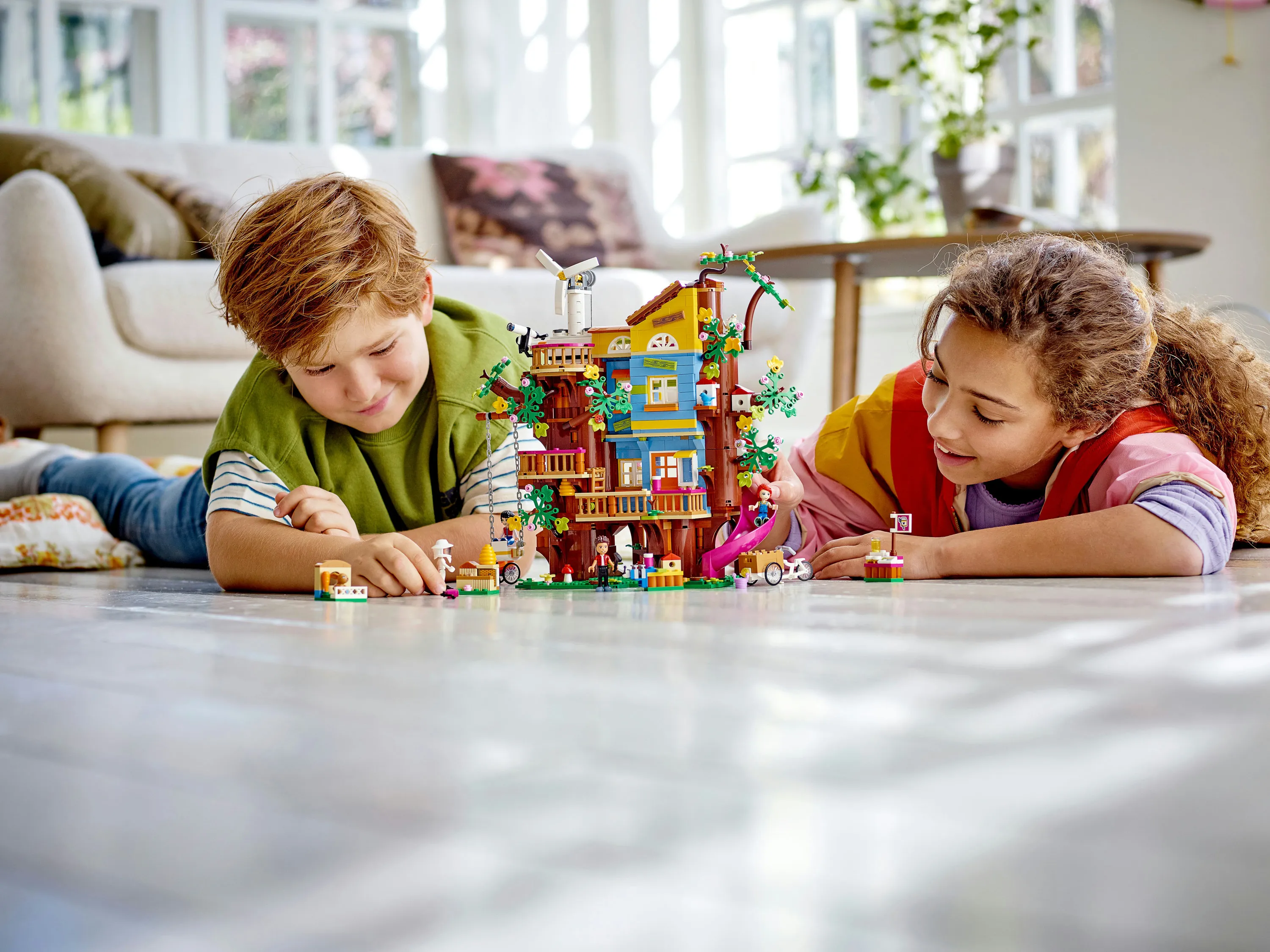 Lego Friends -Yst&auml;vyyden puumaja 41703