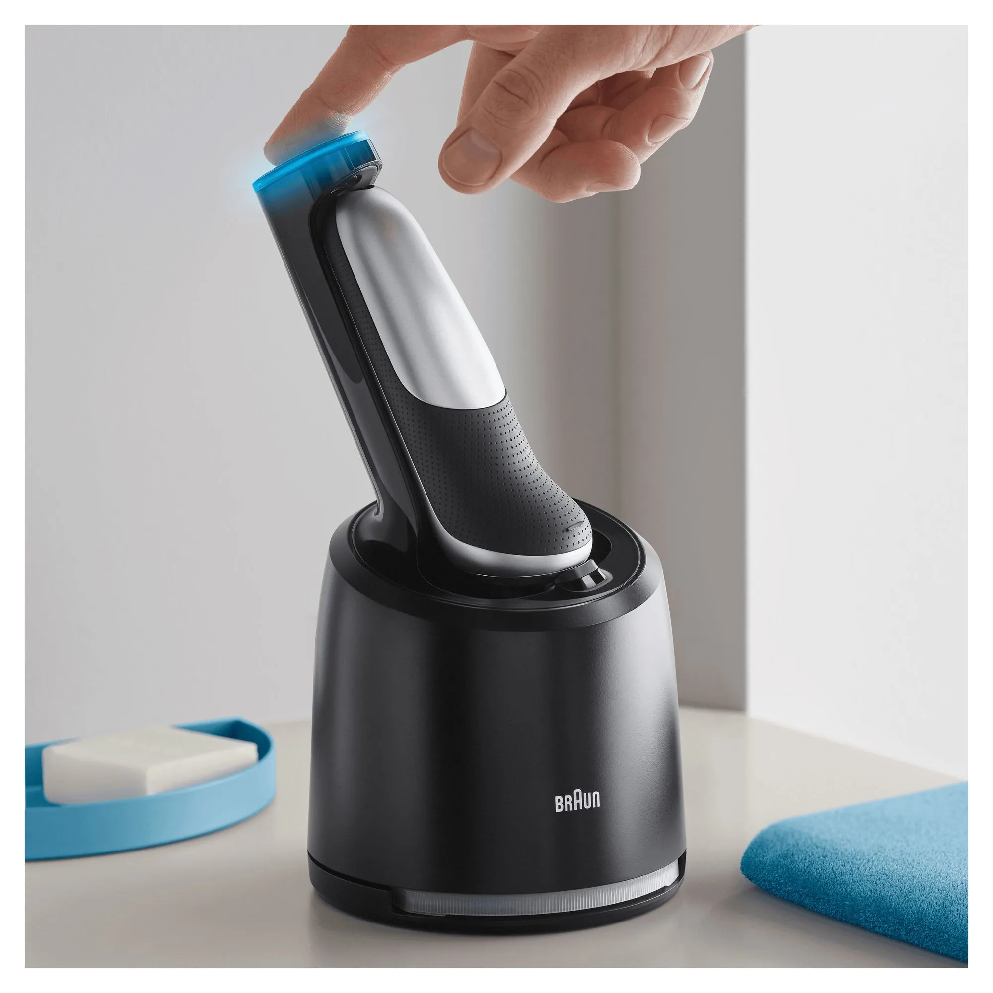 Braun Series 5-7 - cleaning station