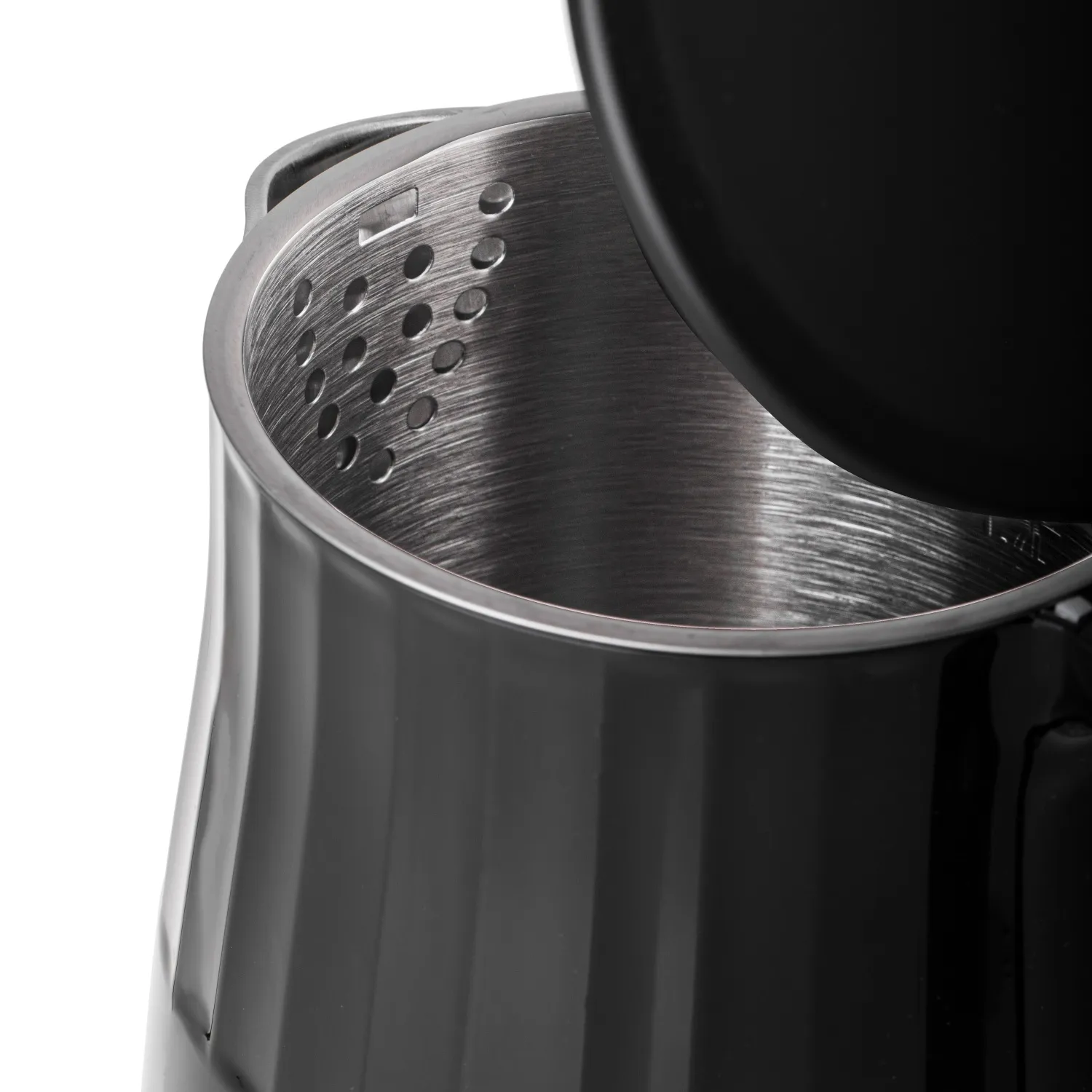 Adler AD 1350 kettle, 1.7L, 2200W, Black