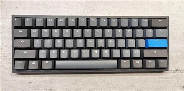 Ducky - One 2 Mini Skyline Cherry Black