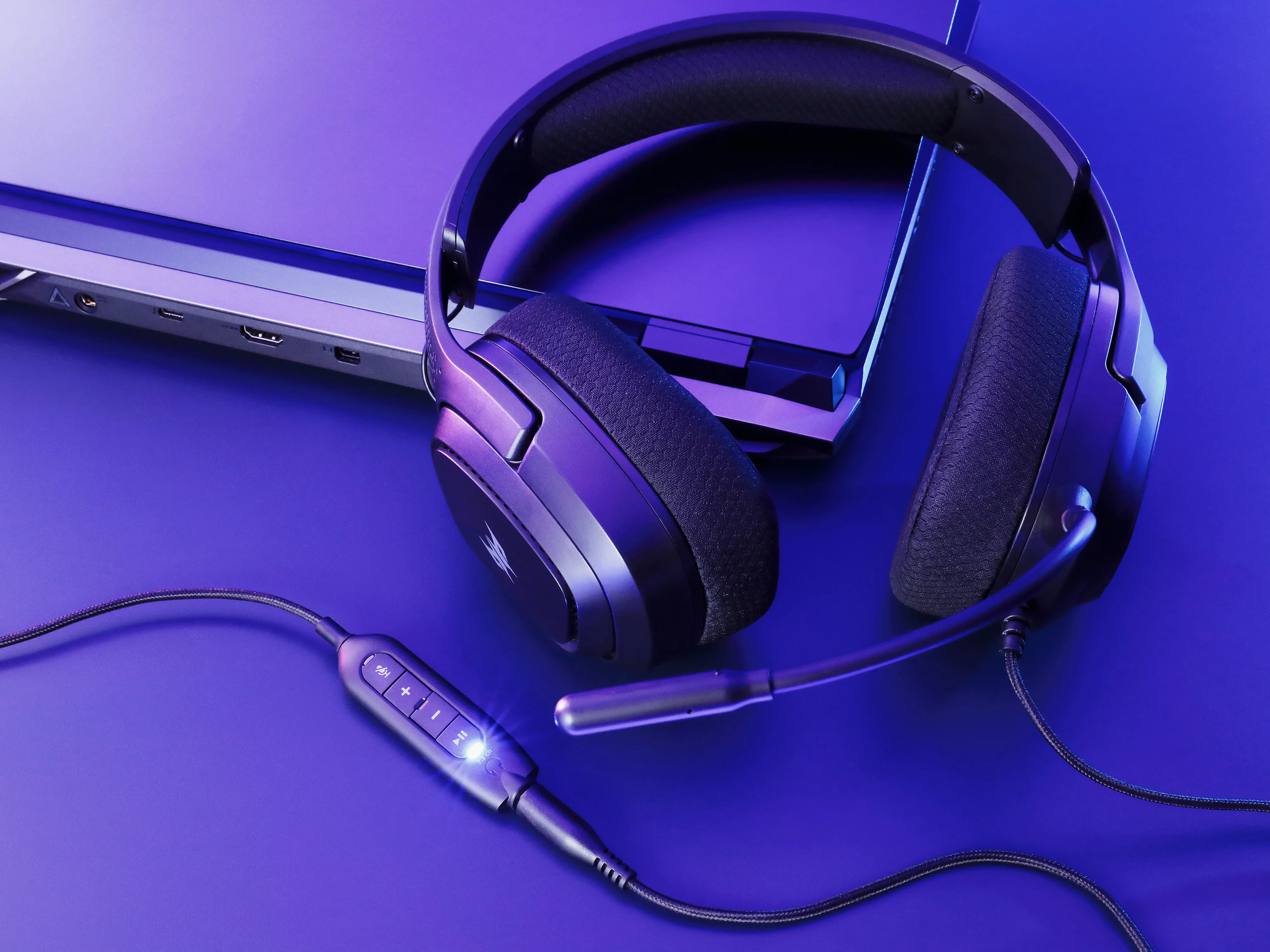 Acer Predator Galea 365 Gaming Headset, with External Control Unit, Black