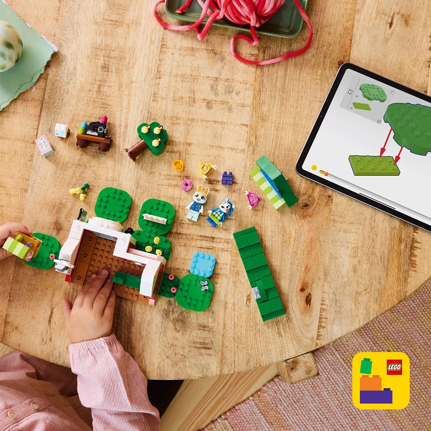 LEGO Animal Crossing Able Sisters' Clothing Shop 77055