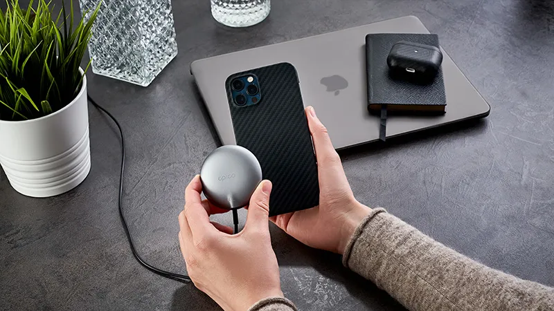 Epico USB-C Magnetic Wireless Charger - space gray