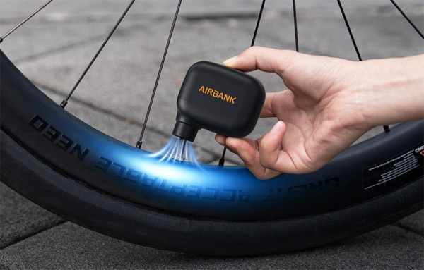 CYCPLUS AS100 POCKET SE AIRBANK Mini cykelpump, svart