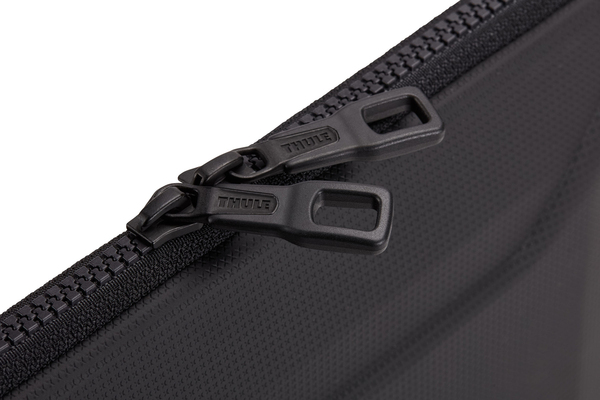 THULE Gauntlet 4 MacBook Pro Sleeve 16inch - Black