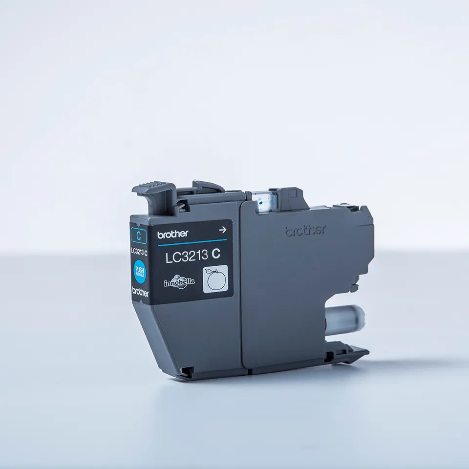 Brother LC3213C - ink cartridge, Cyan