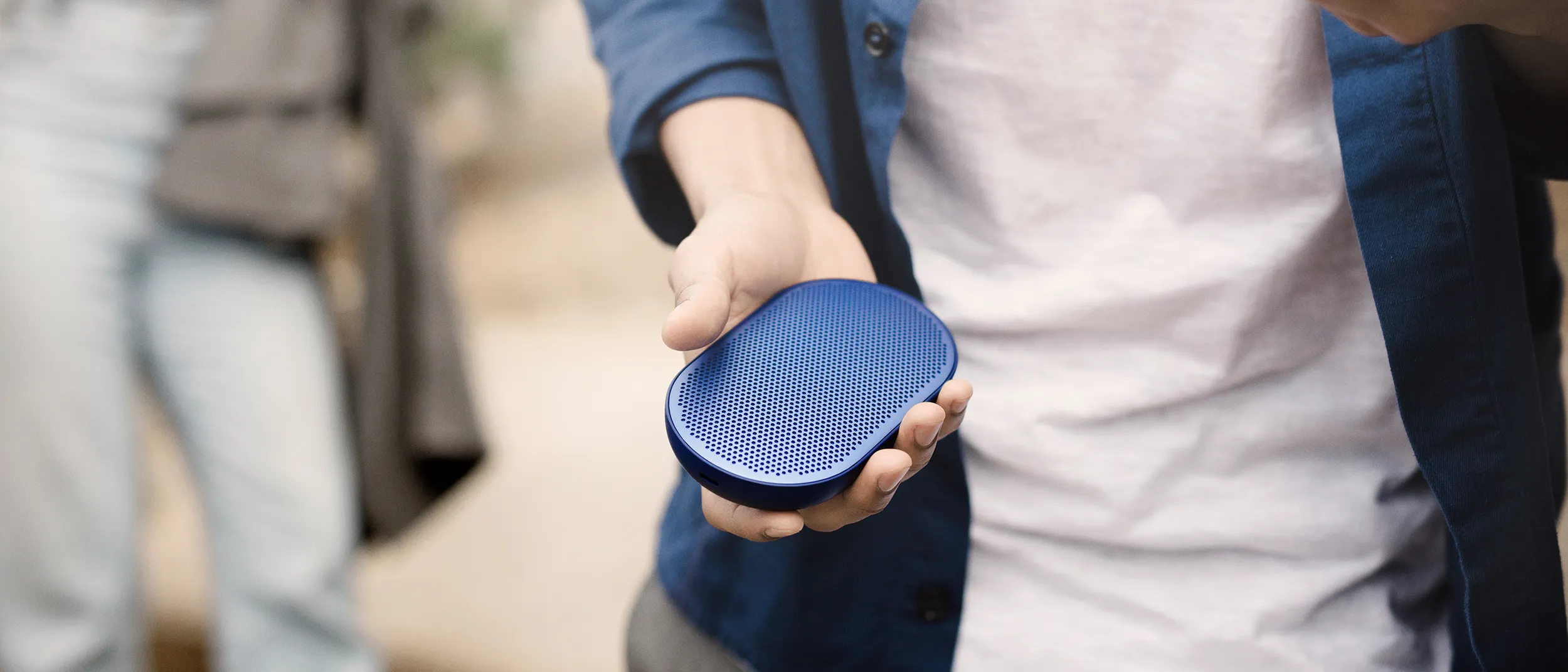 Bang-Olufsen Play BeoPlay P2 - Bluetooth kaiutin, sininen