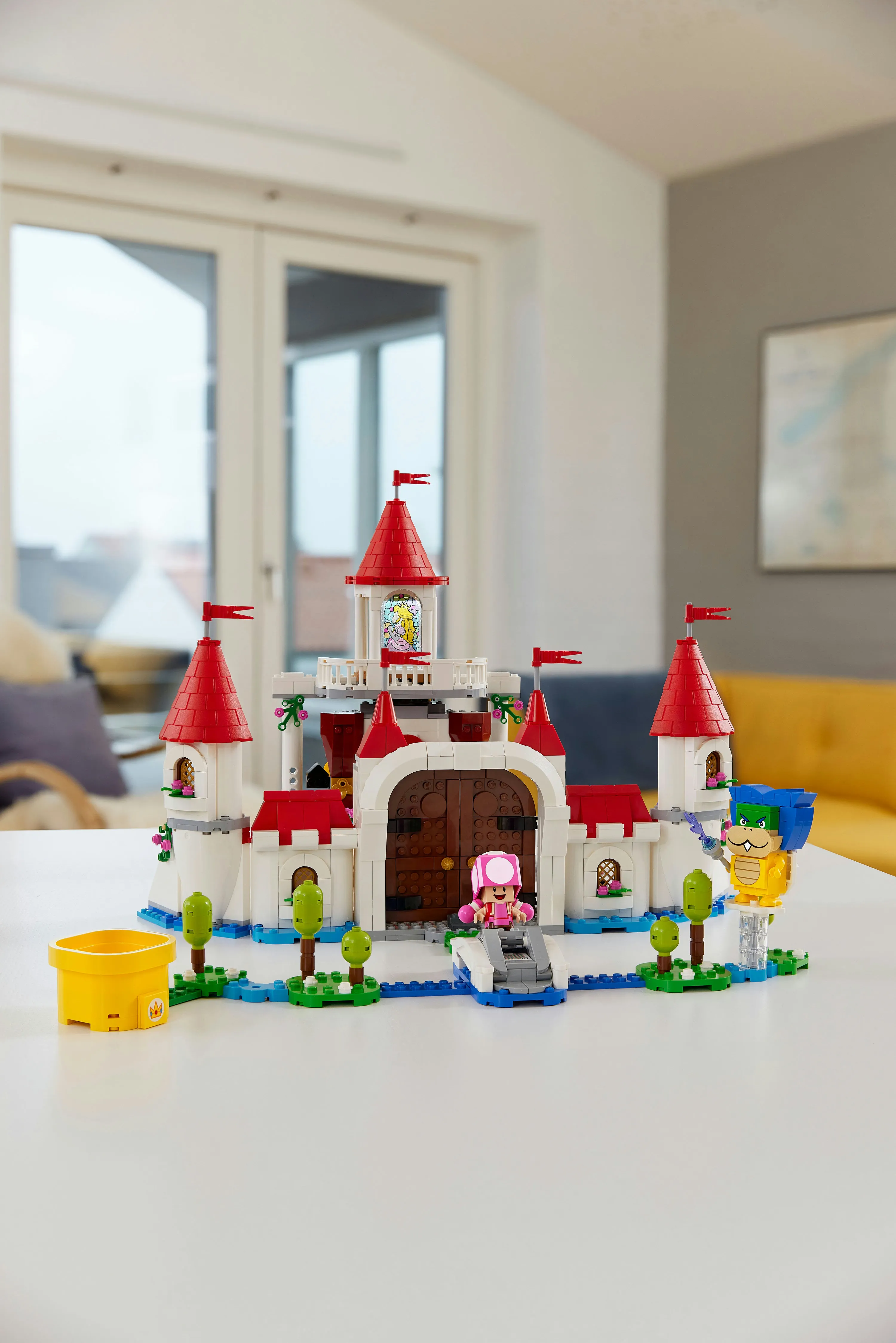 Lego Super Mario Peach&rsquo;s Castle Expansion Set 71408