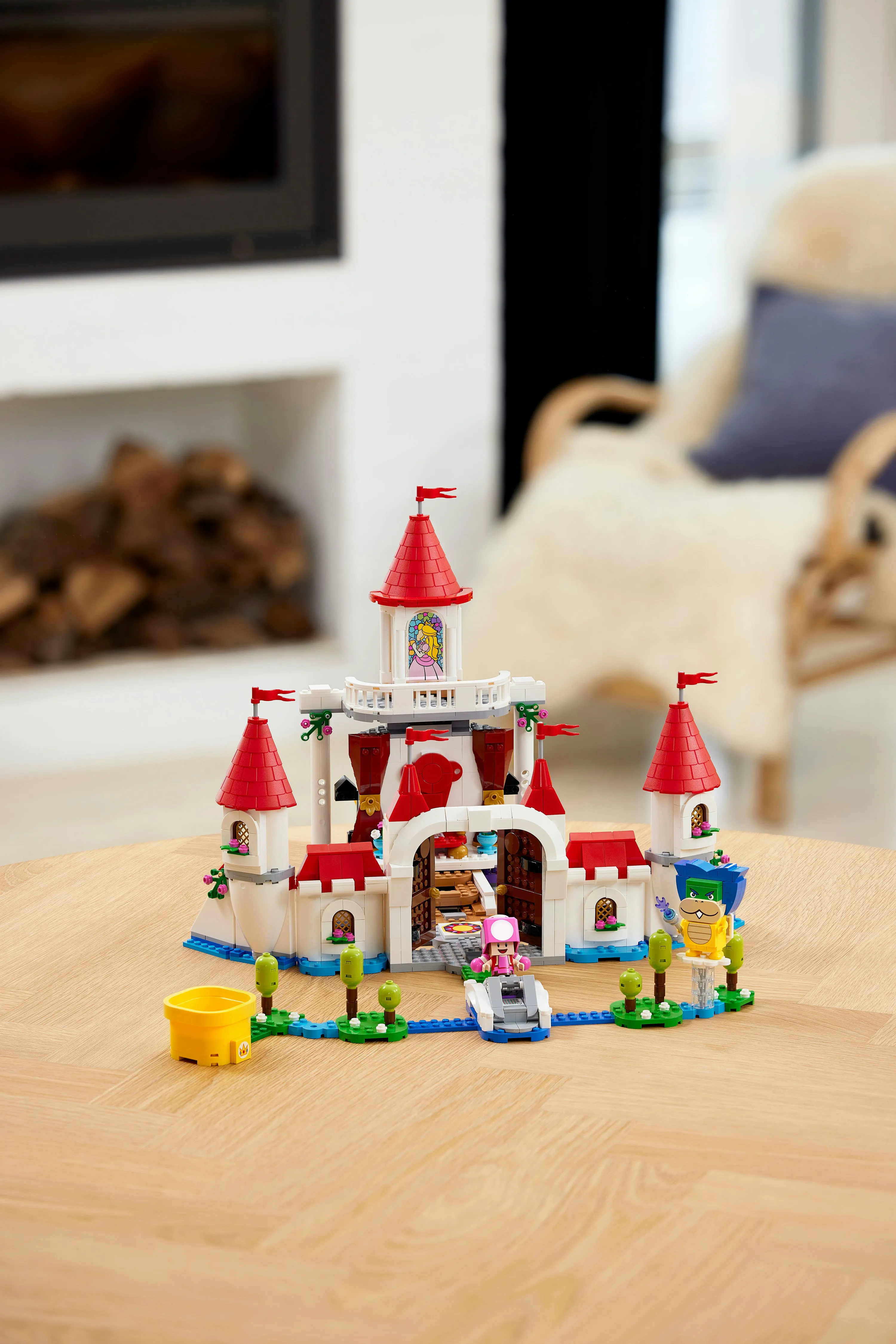 Lego Super Mario Peach&rsquo;s Castle Expansion Set 71408