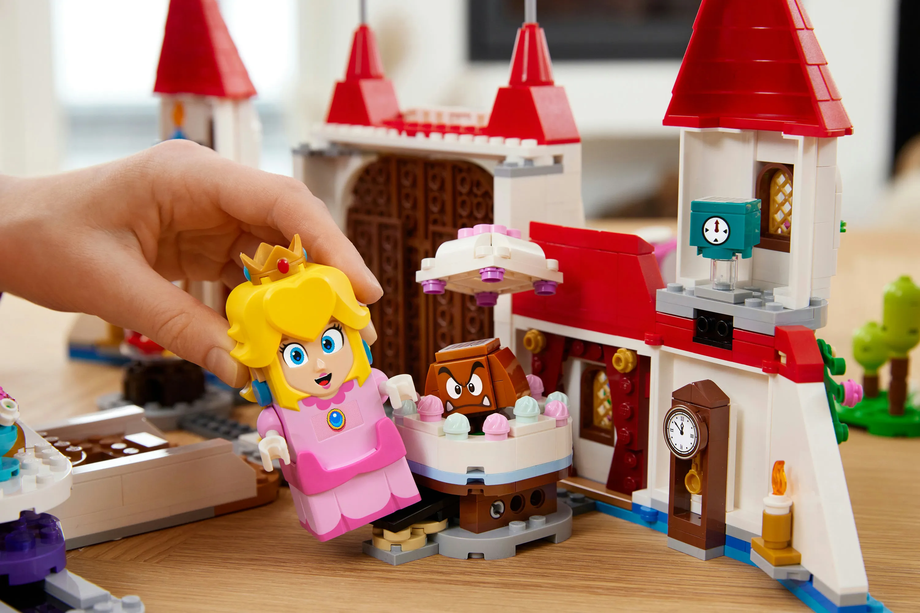 Lego Super Mario Peach&rsquo;s Castle Expansion Set 71408