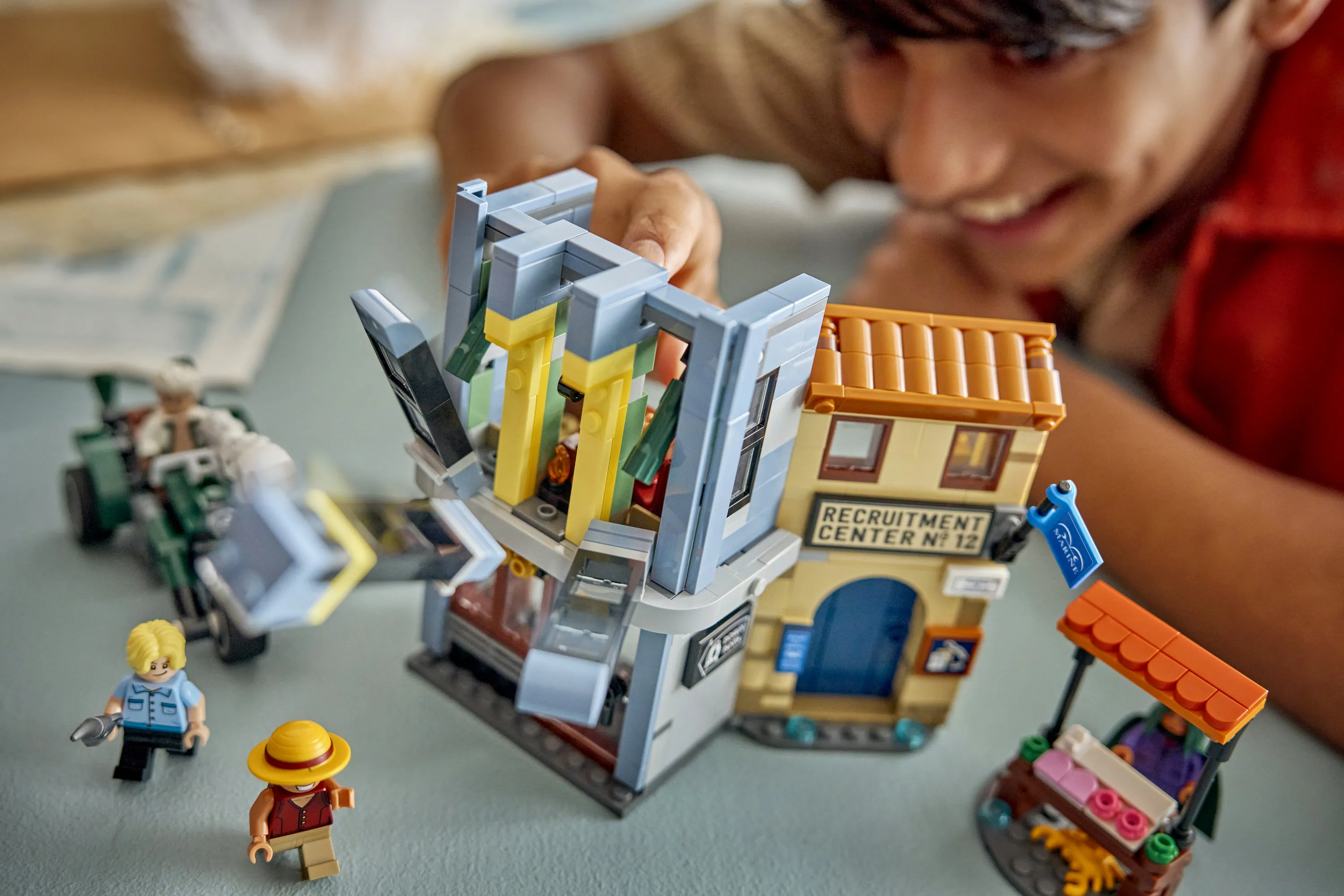 LEGO One Piece Showdown with Captain Smoker 75642